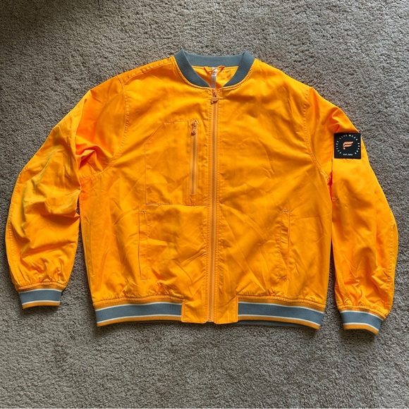 Fabletics Desert Sun Yellow Raincloud Grey Satin Bomber Jacket Size Large - Picture 4 of 16
